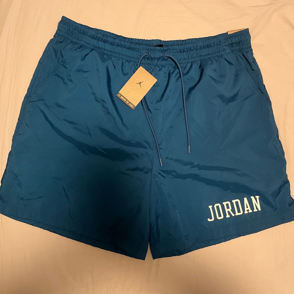 NWT- Jordan Jumpman Men’s Standard Fit Shorts Size 2XL